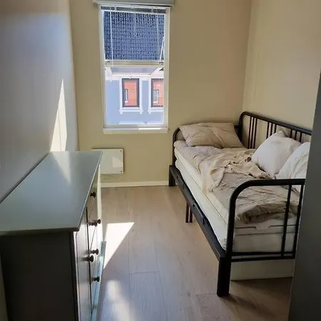 Lejlighed Moderne Leilighet I Sentrum Ved Togstasjonen.